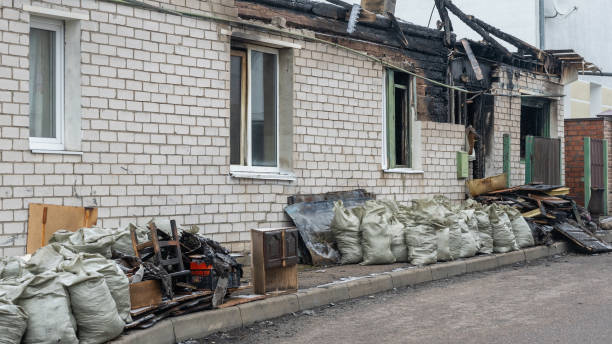 24/7 Emergency Soot Cleanup experts in Oak Park, CA